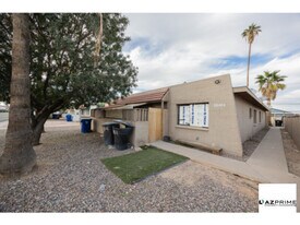 2340 E Broadway Rd in Mesa, AZ - Building Photo