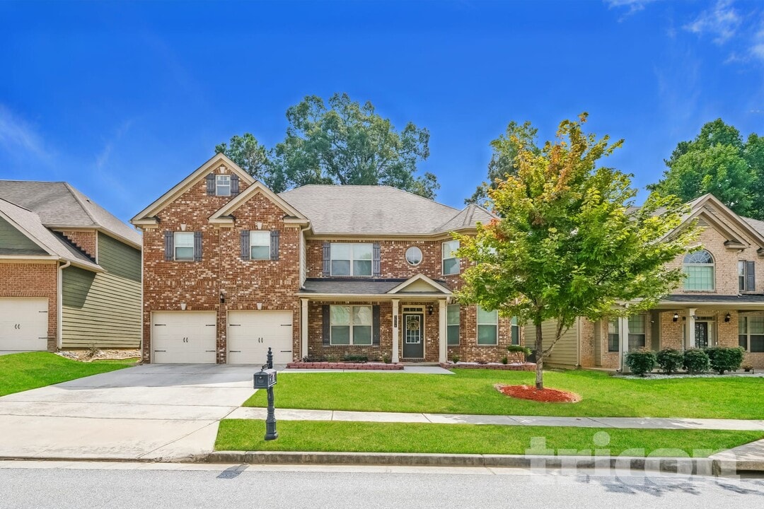 3554 Hideaway Ln in Loganville, GA - Building Photo