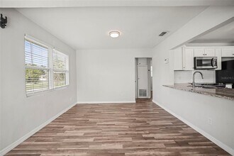 2601 16th Ave N in St. Petersburg, FL - Building Photo - Building Photo