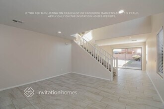 15378 W Shangri La Rd in Surprise, AZ - Building Photo - Building Photo