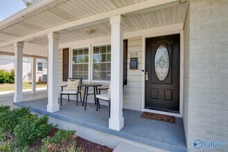 215 Drake Ave SW in Huntsville, AL - Building Photo - Building Photo