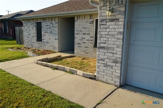 401 James Loop in Killeen, TX - Foto de edificio - Building Photo
