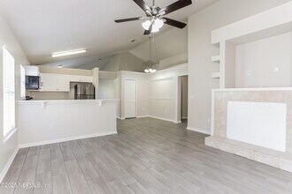 1097 Cherry Point Way in Jacksonville, FL - Building Photo - Building Photo