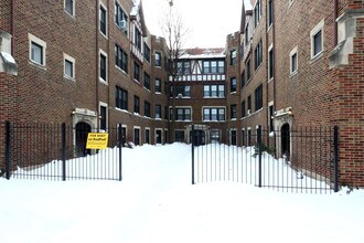 2613-2619 W Berwyn Ave in Chicago, IL - Foto de edificio - Building Photo