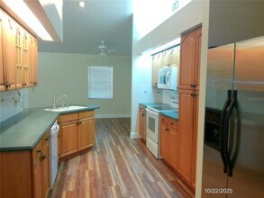 2735 Jennifer Dr in Lakeland, FL - Building Photo - Building Photo