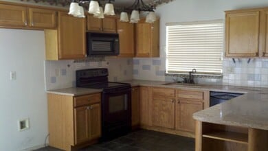 1349 El Cajon Ln in Los Banos, CA - Building Photo - Building Photo