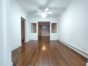 3140 W Sunnyside Ave in Chicago, IL - Building Photo - Building Photo