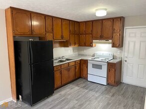 307 Pelly St in Griffin, GA - Building Photo - Building Photo