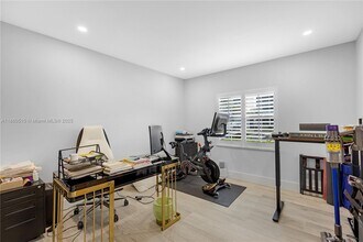 130 Cypress Club Dr in Pompano Beach, FL - Building Photo - Building Photo