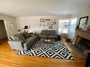 272 Termino Ave, Unit A in Long Beach, CA - Building Photo - Building Photo