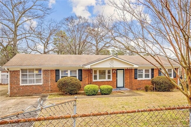 6132 Dandy Loop Rd in Fayetteville, NC - Building Photo - Building Photo