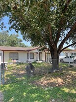 311 S 24th St in Donna, TX - Building Photo