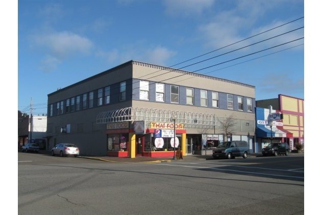 249 N 4th St in Reedsport, OR - Building Photo - Other