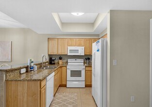 122 Seascape Dr, Unit 2103 in Miramar Beach, FL - Building Photo - Building Photo