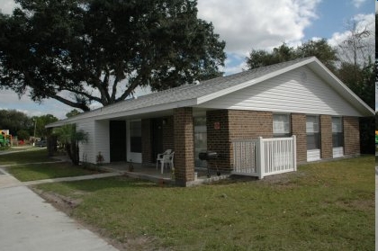 Palmetto Villas in Palmetto, FL - Foto de edificio - Building Photo