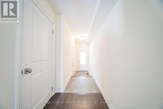 47 New Yorkton Ave in Markham, ON - Building Photo - Building Photo