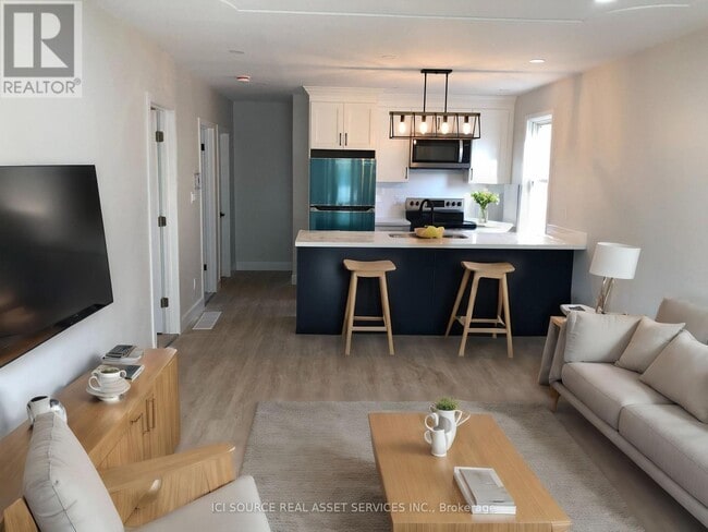 property at 277 E 34th St