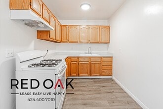 333 N Rockvale Ave in Azusa, CA - Building Photo - Building Photo