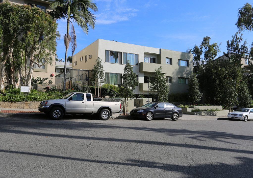 7237 Franklin Ave in Los Angeles, CA - Foto de edificio