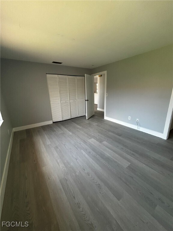 property at 2829 Santa Barbara Blvd