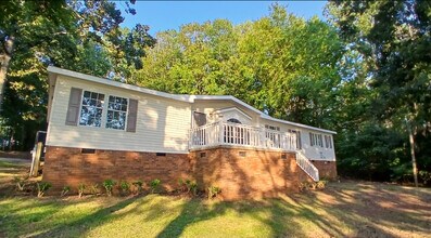 568 Mystic Hollow in Waterloo, SC - Building Photo - Building Photo