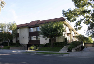 420 S Oak Knoll Ave Apartments