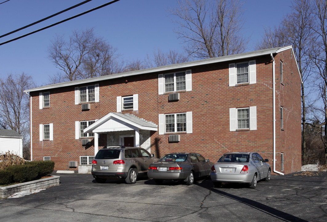 21 Pleasant St in Cranston, RI - Building Photo