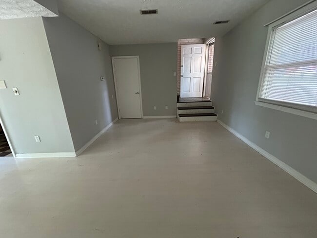 1120 Rolling Hill Dr in Forest, VA - Building Photo - Building Photo