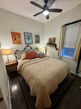 2027 W Homer St, Unit 1 in Chicago, IL - Building Photo - Building Photo