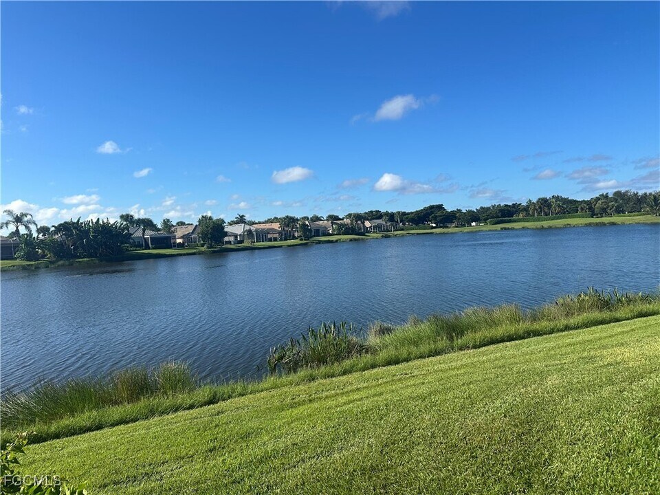 2636 Anguilla Dr in Cape Coral, FL - Building Photo