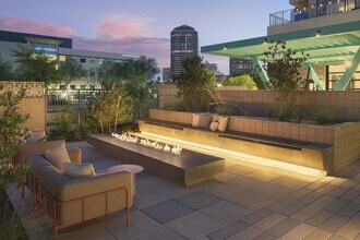 MAA Midtown Phoenix in Phoenix, AZ - Foto de edificio - Building Photo
