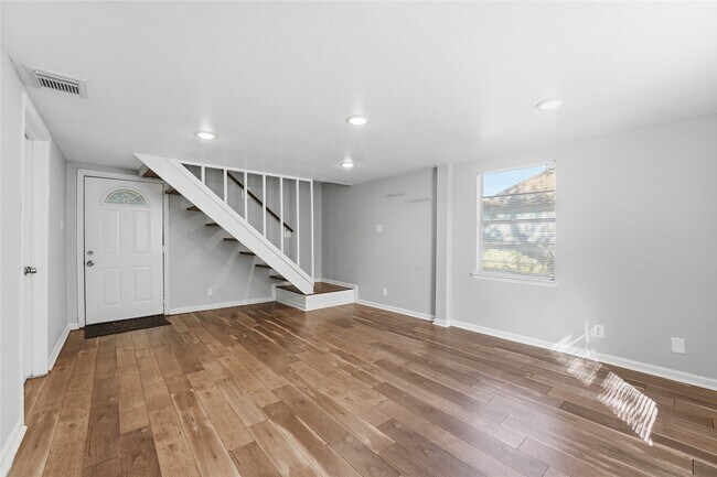 6526 Linden St in Houston, TX - Building Photo - Building Photo