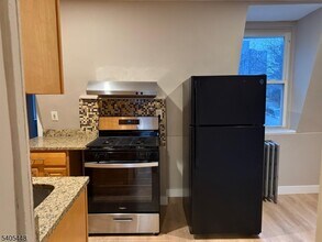 1635 Union Turnpike in North Bergen, NJ - Building Photo - Building Photo