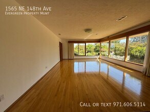 1565 NE 148th Ave in Portland, OR - Building Photo - Building Photo