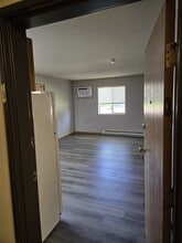 720 8th Ave in Brookings, SD - Foto de edificio - Building Photo