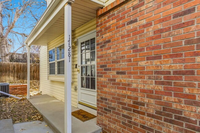 17281 E Ford Dr in Aurora, CO - Building Photo - Building Photo