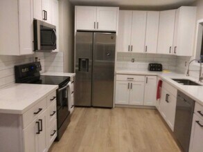 2707 NE 103rd St in Seattle, WA - Building Photo - Building Photo