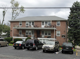 Raymond Castle Apartments