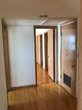 4625 Davis St, Unit N1 in Skokie, IL - Building Photo - Building Photo