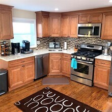 521 W Park Ave in Long Beach, NY - Building Photo - Building Photo