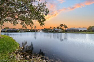 2341 Mayfield Ct in Naples, FL - Building Photo - Building Photo