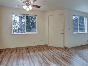 14100 SW Allen Blvd in Beaverton, OR - Building Photo - Building Photo