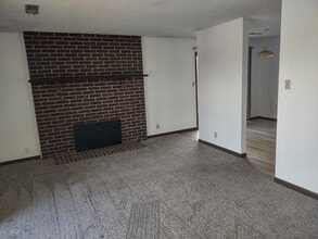 332 Southampton Dr, Unit #2 in Columbia, MO - Building Photo - Building Photo