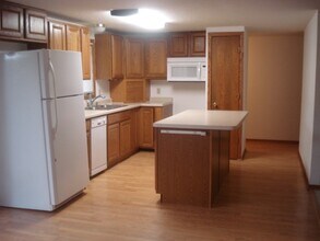 22968 160th St NE in New London, MN - Building Photo - Building Photo