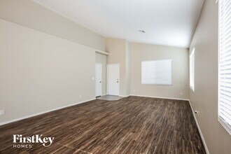 5503 Echo Hawk St in North Las Vegas, NV - Building Photo - Building Photo