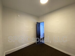 35 W Maple St in York, PA - Building Photo - Building Photo