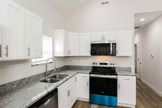 43 N Randolph St in Indianapolis, IN - Building Photo - Building Photo