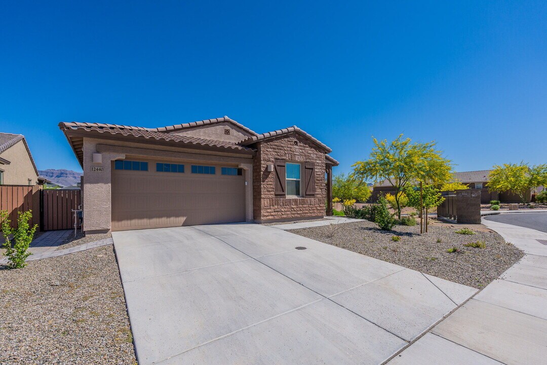 12440 E Pivot Peak in Gold Canyon, AZ - Building Photo