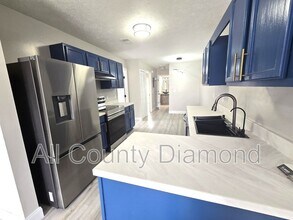 9022 Houston St in Panama City, FL - Building Photo - Building Photo