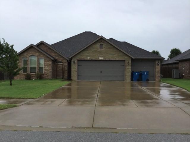 property at 1907 SW Cypress St